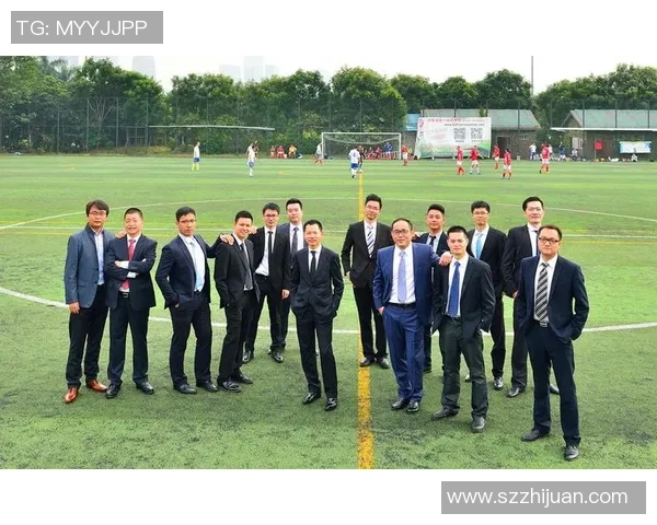 广州足球队杯赛战术解析与表现评估全面分析